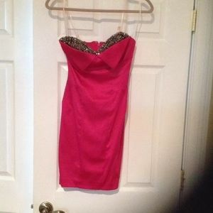 Mandalay size 2 dress in fuchsia pink